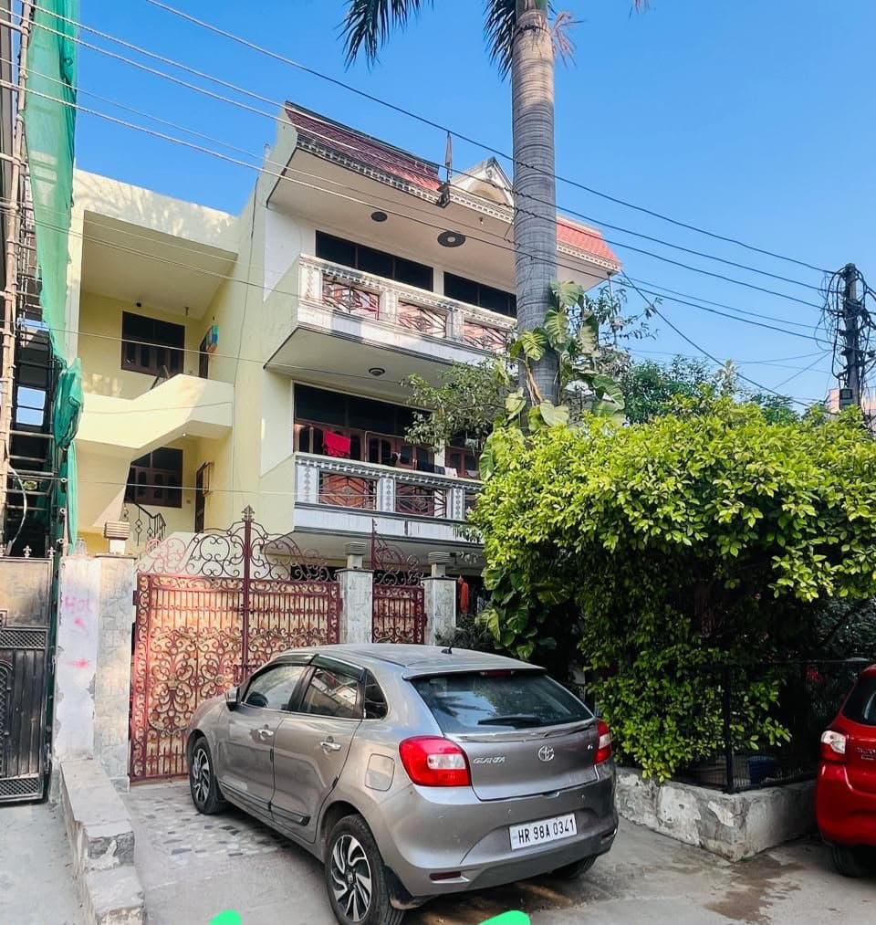 10bhk floor wise kothi for sale