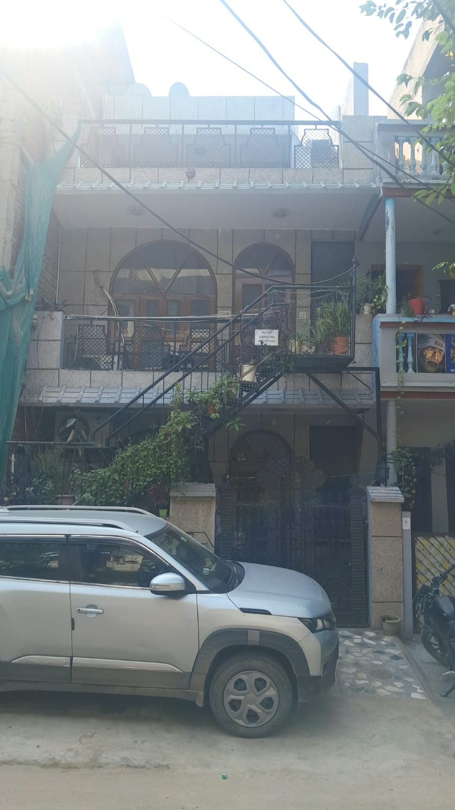 Available for rent in palam vihar