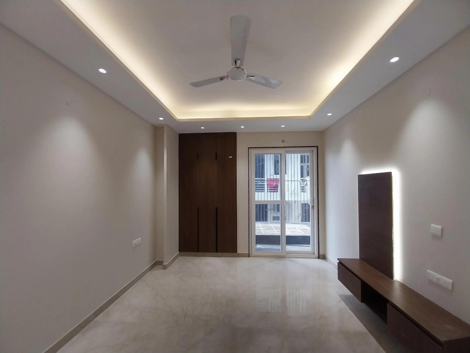 3bhk Super Luxury Floor available on Sale Sec 46