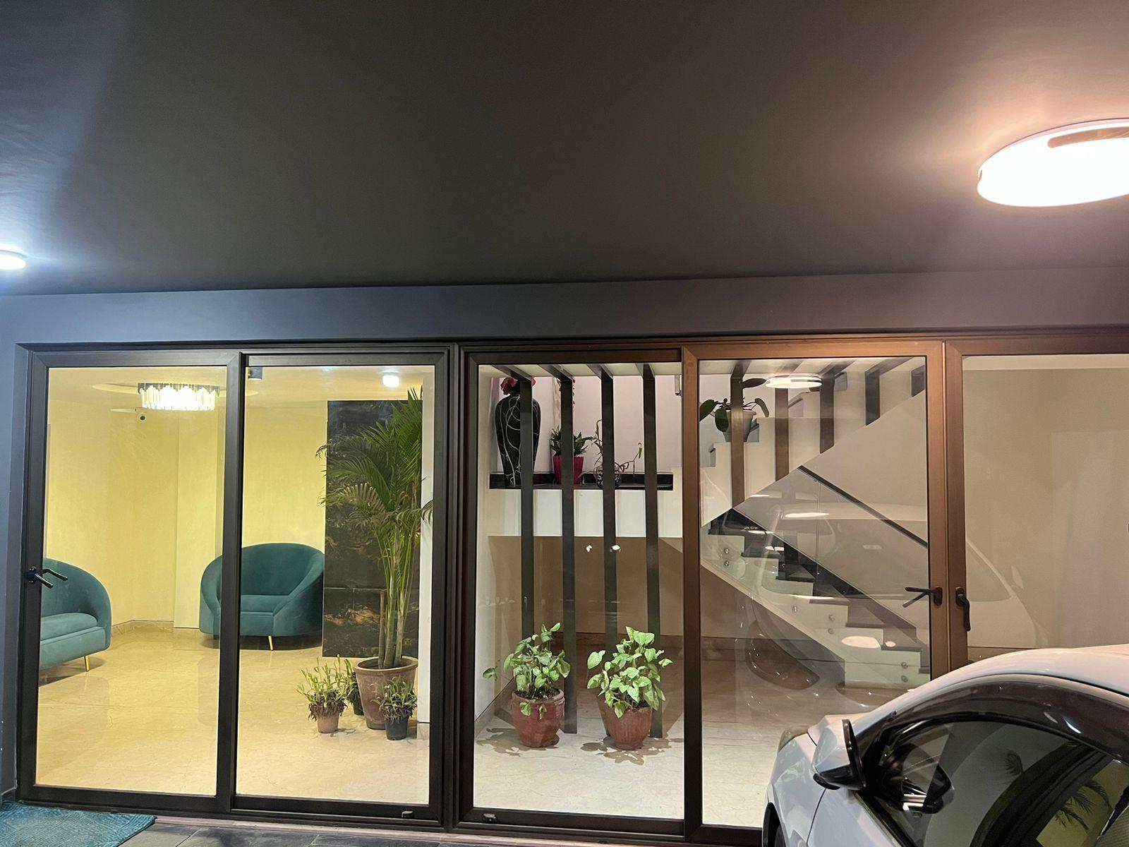 4bhk Builder Floor Ready To Move Sushant Lok 1